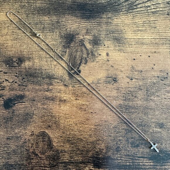 David Yurman Cable Cross Necklace w/ Pavé White Diamonds & 18K Yellow Gold - 18" - Picture 4 of 16